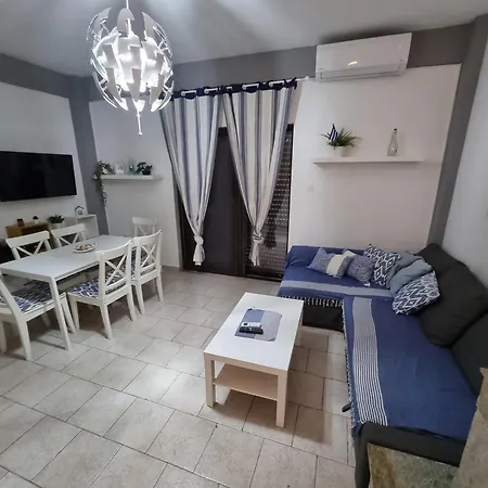 Lucas Lux Apartament *